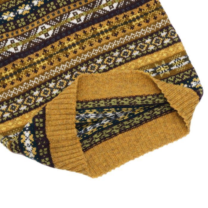 Jamieson's（ジャミーソンズ）Fair Isle V-Neck Vest（フェアアイル柄V