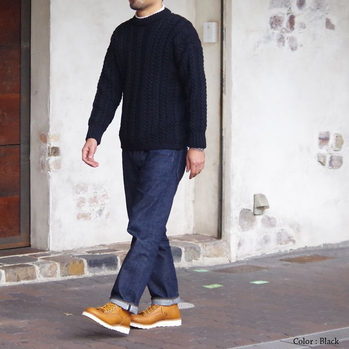 Guernsey WOOLLENS（ガンジーウーレンズ）CREW NECK ARAN SWEATER