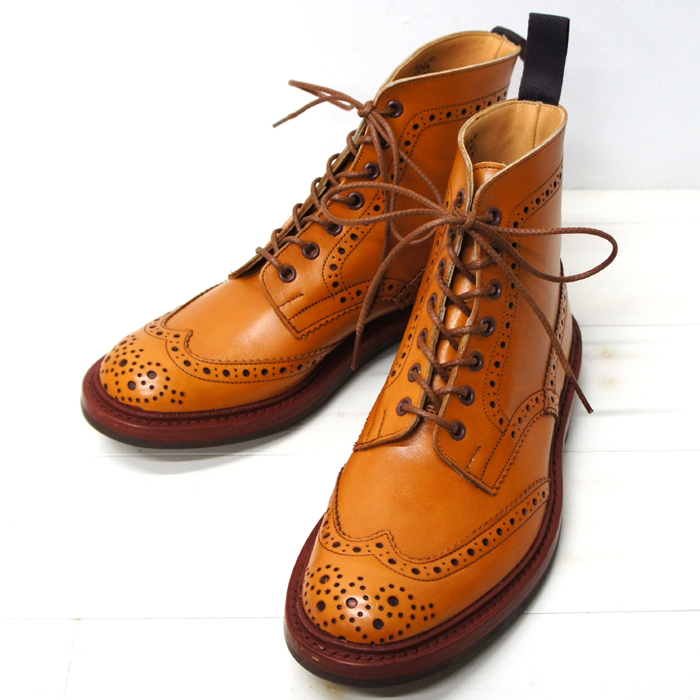 Tricker’s ブーツ　タン革