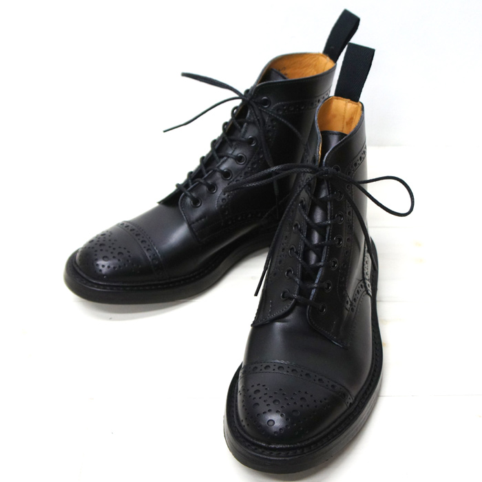 Tricker's(トリッカーズ)キャップトゥ ブローグブーツ(ダイナイト